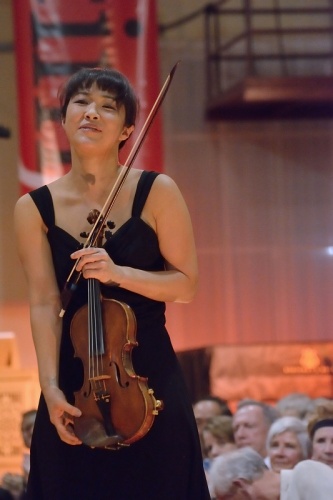 Violinist Rebecca Chan,  photo Peter Hislop