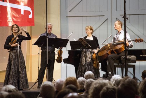 Helene Pohl (violin), Douglas Beilman (violin), Gillian Ansell (viola) and Rolf Gjelsten (cello). Photo Judith Crispin