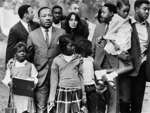 A lifetime of protest… Joan Baez with Martin Luther King Jun.
