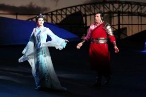 Dragana Radakovic (Turandot) and Riccardo Massi (Calàf) Photo Prudence Upton