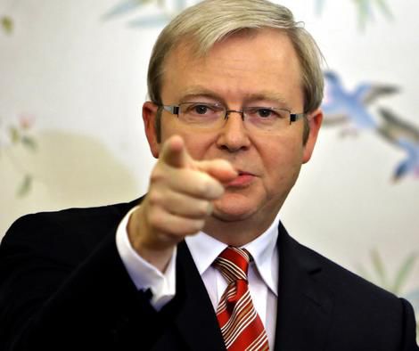 Prime Minister Kevin Rudd has decided to cut 800 public service jobs, mostly in Canberra.