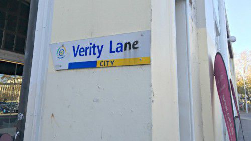 As seen on London Circuit /  the pedant of Verity Lane