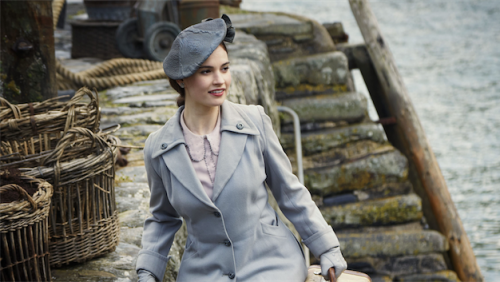 Review / ‘The Guernsey Literary and Potato Peel Pie Society’ (M) *** and a half