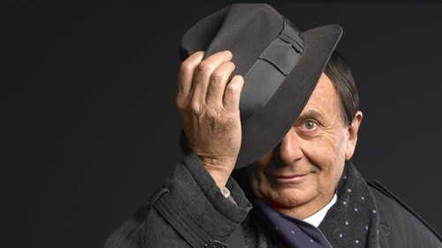 Barry Humphries ‘unmasked’ in Canberra
