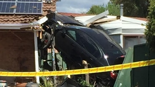 Car crashes into Isabella Plains home