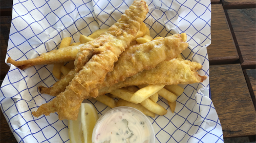 Dining / Catch of great fish ‘n’ chips