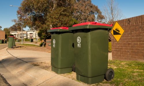Libs call for weekly rubbish collection