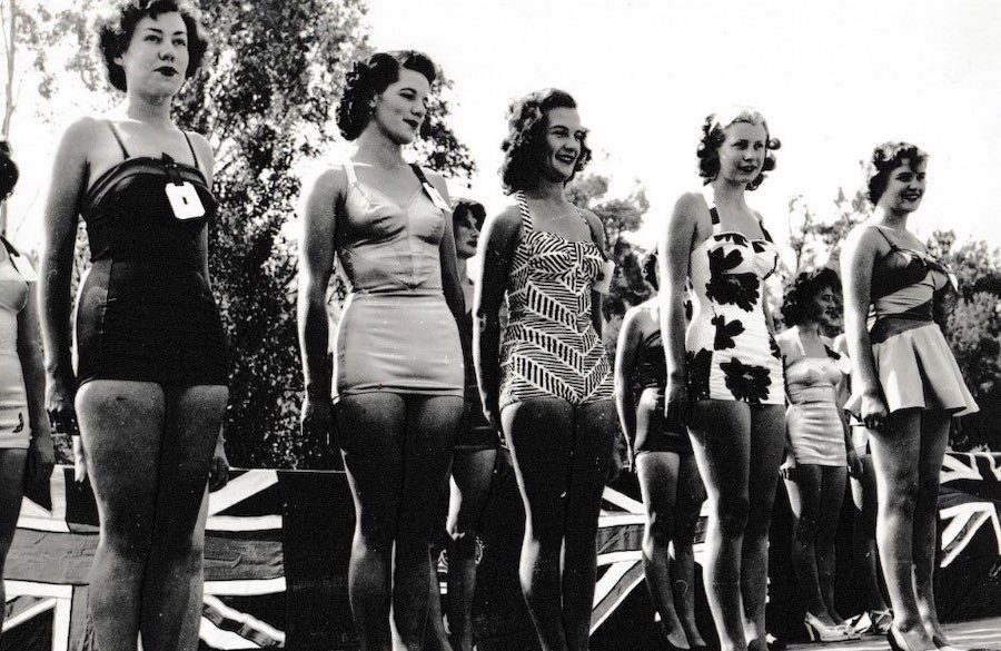 When bathing beauties brought crowds to the Cotter