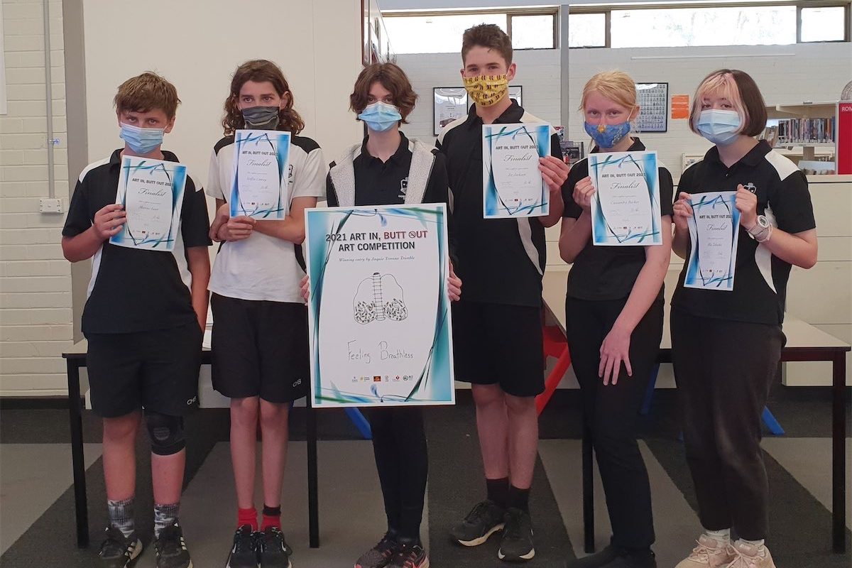 Year 8 student takes out prize for anti-smoking poster