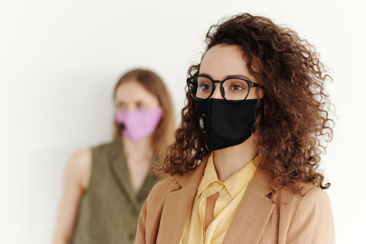 Masks are back, ACT government directs indoor wearing