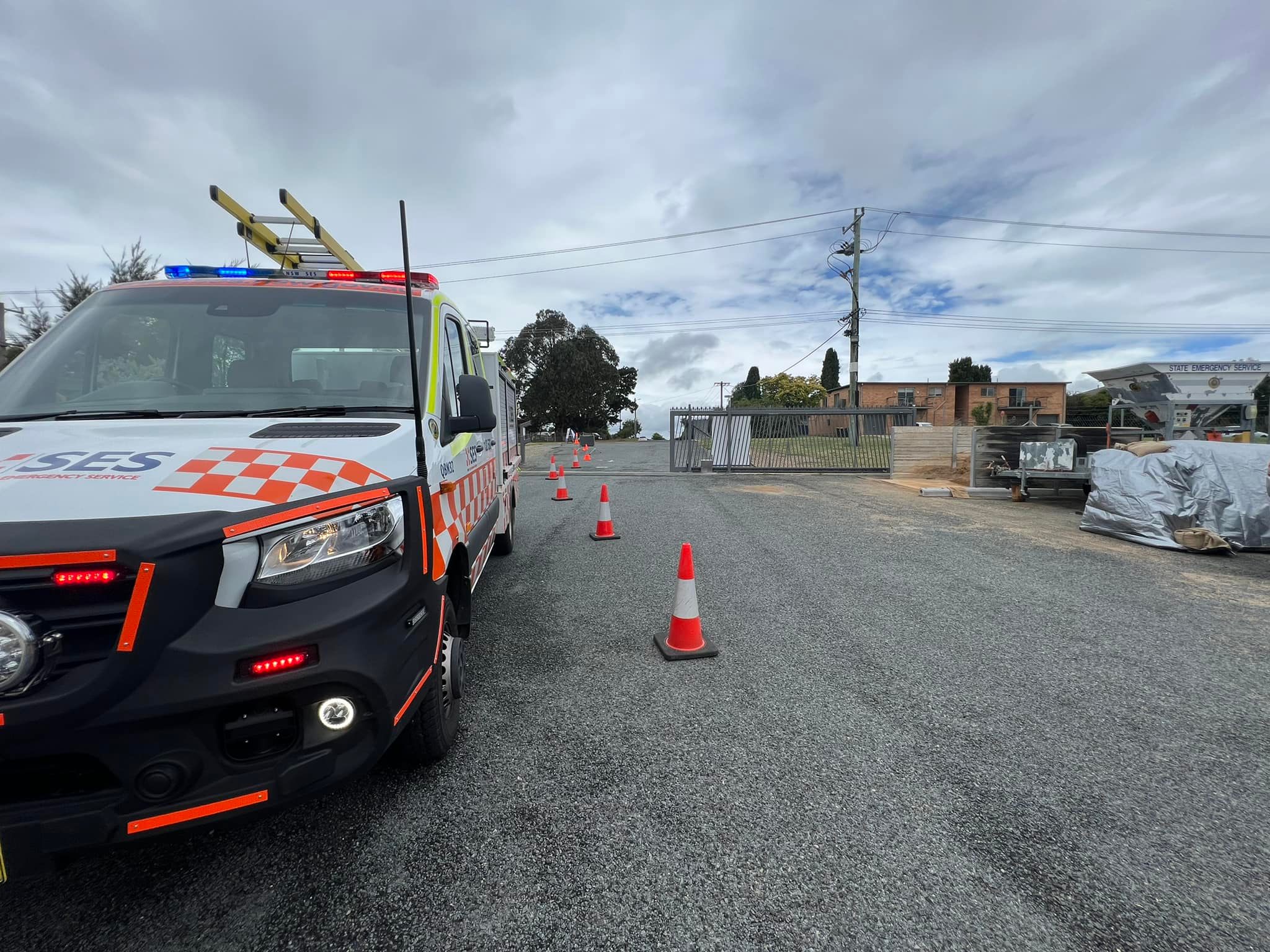 SES Hand Out Sandbags Following Queanbeyan Flood Warning | Canberra ...