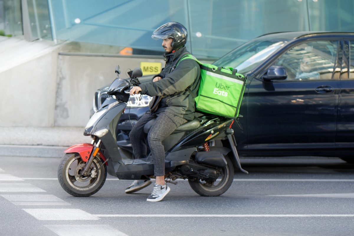 Greed puts food delivery drivers at risk, researchers warn