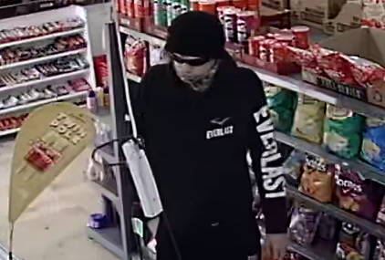 Tomahawk thief takes off with cash from Karabar shop