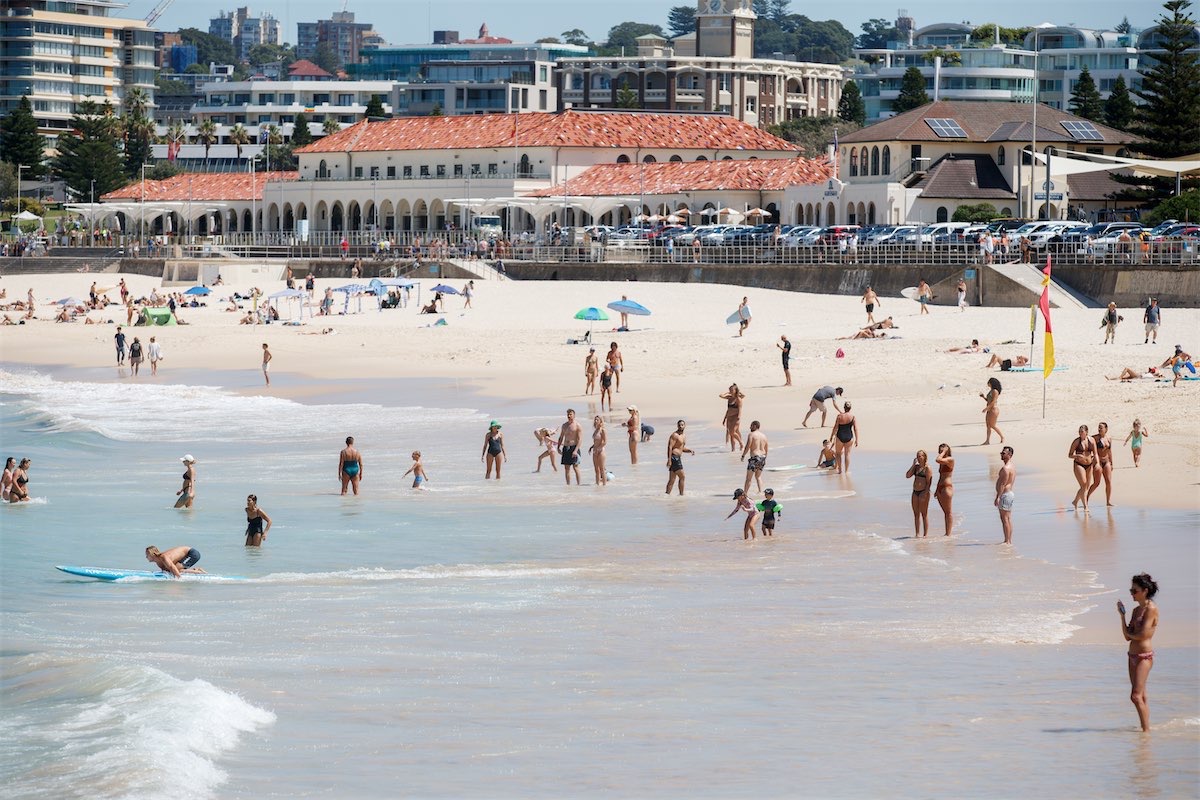 NSW feels the heat as temperatures soar again
