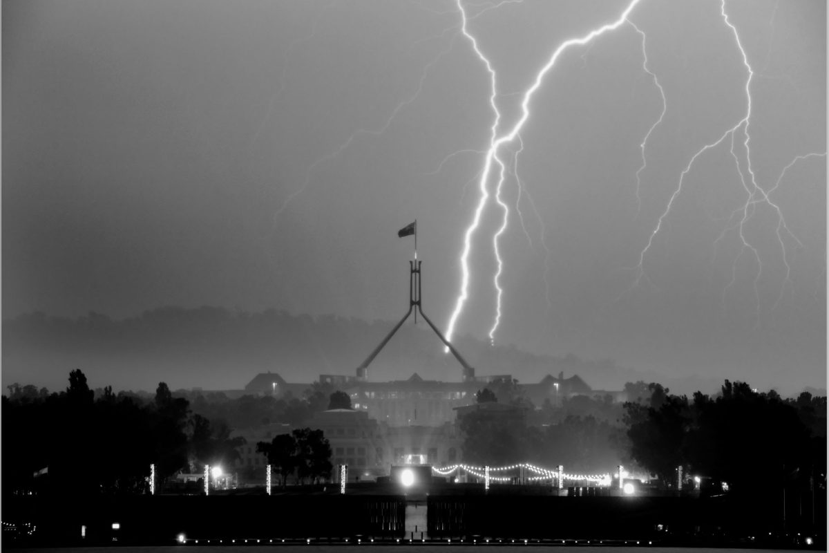 Photos: Cracking night for lightning