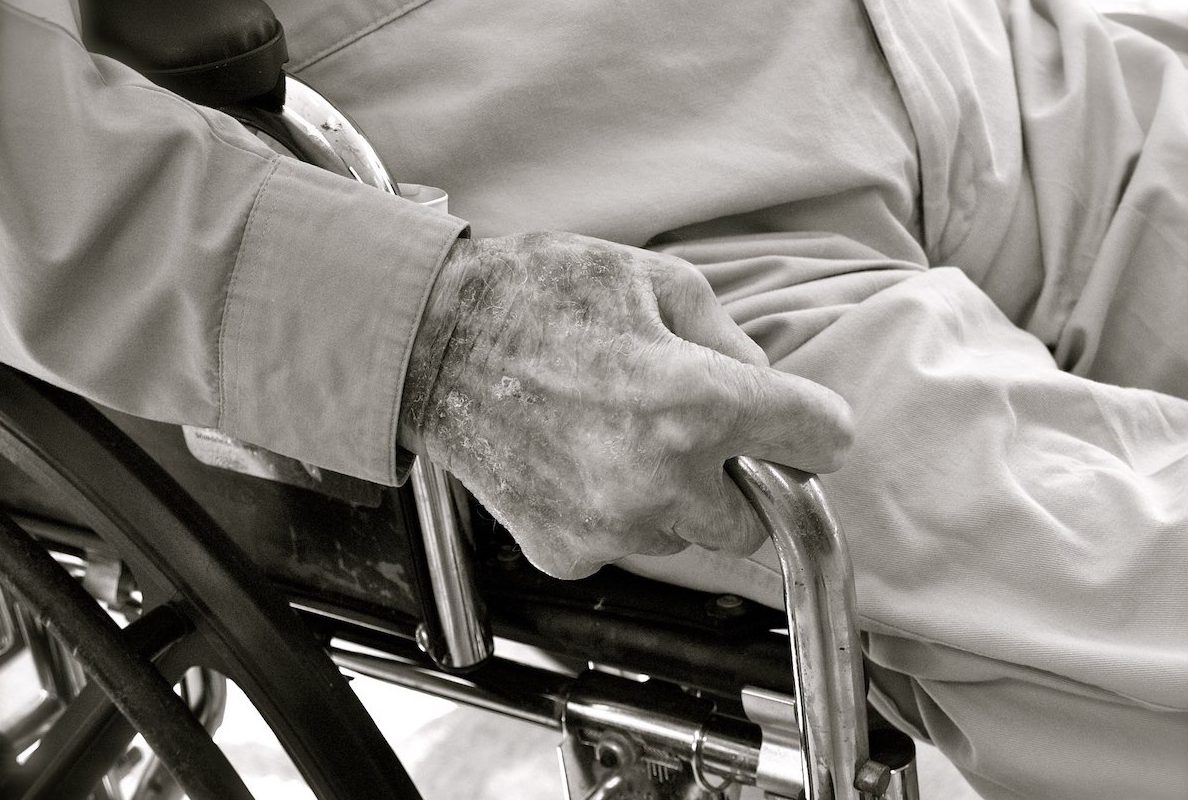 Taking oxygen out of big nursing home issue
