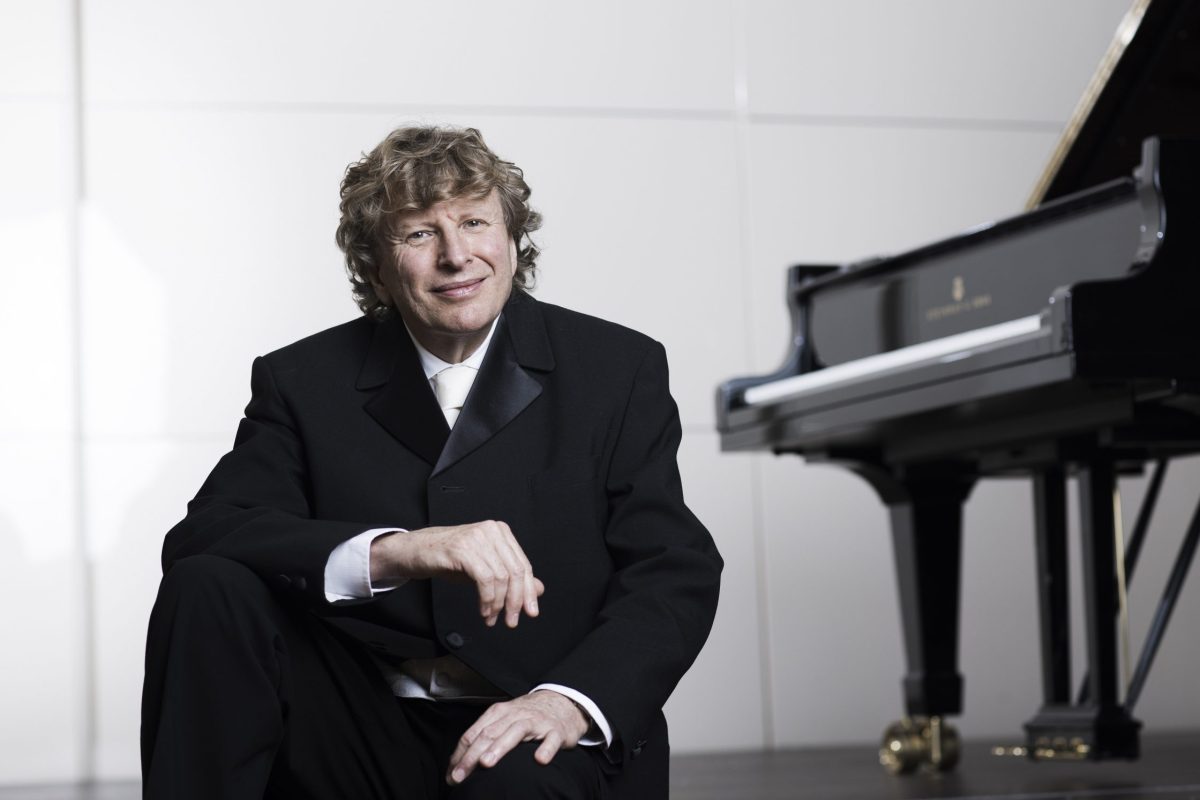 Pianist Piers proves a coup for new concert hall