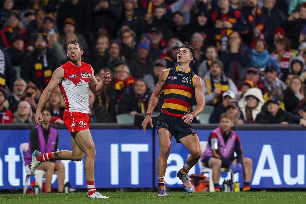 Controversial Crows loss stands as AFL concedes error
