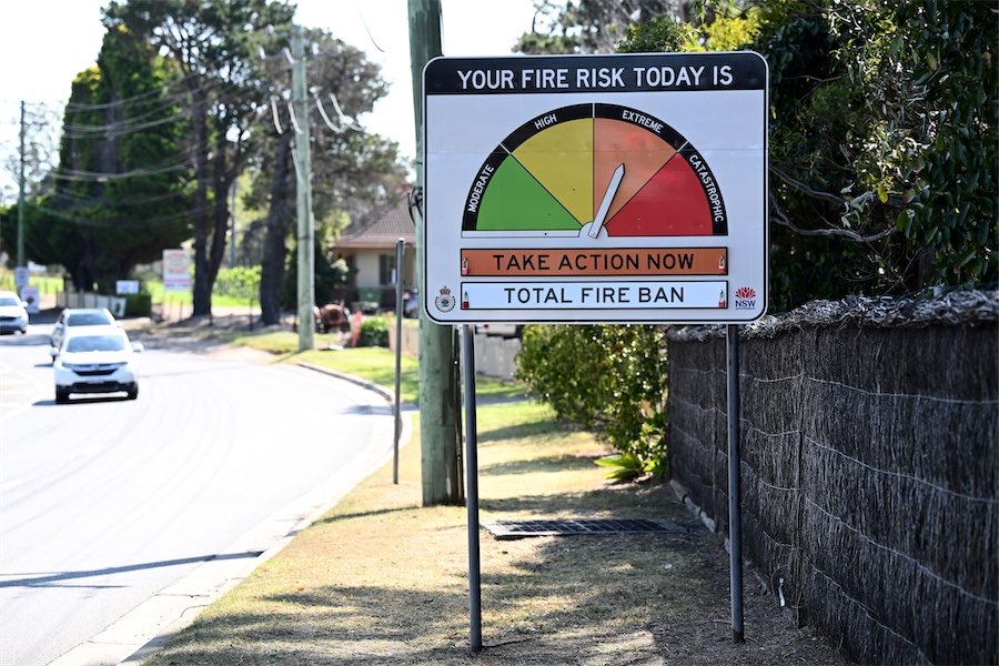 South coast houses lost to ‘hellish’ bushfires