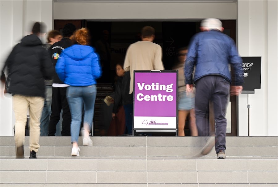 Australians take to polls in historic referendum
