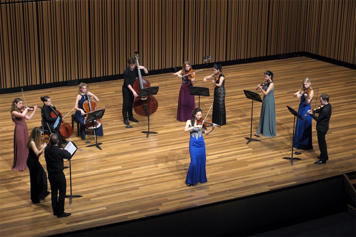 Standing ovation for young performers