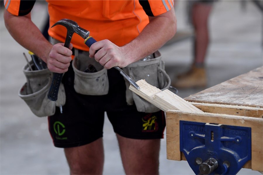 Slowdown to hit blue-collar workers