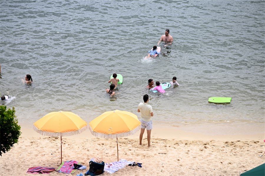 Sunburn warning for hotter day ahead in biggest cities