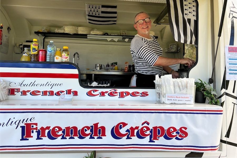 Where the crêpes come on wheels!