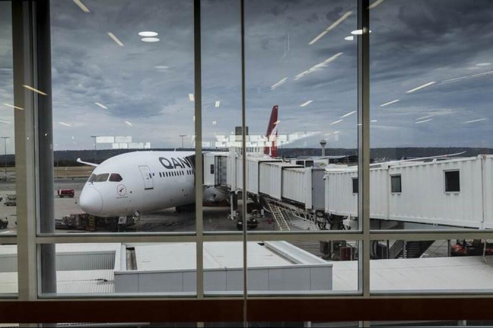 Qantas diverts Perth-London route due to Mideast war
