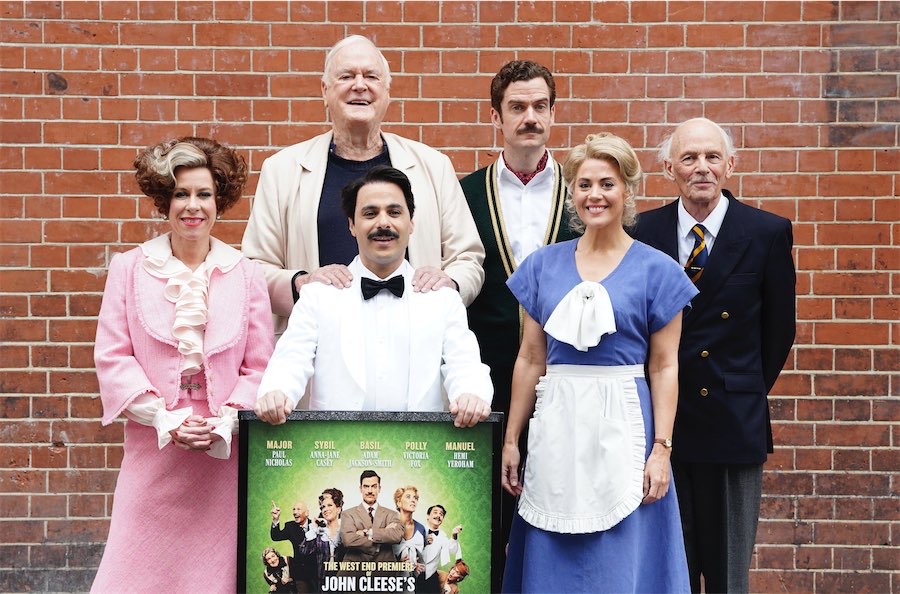 Cleese brings Fawlty Towers to the West End