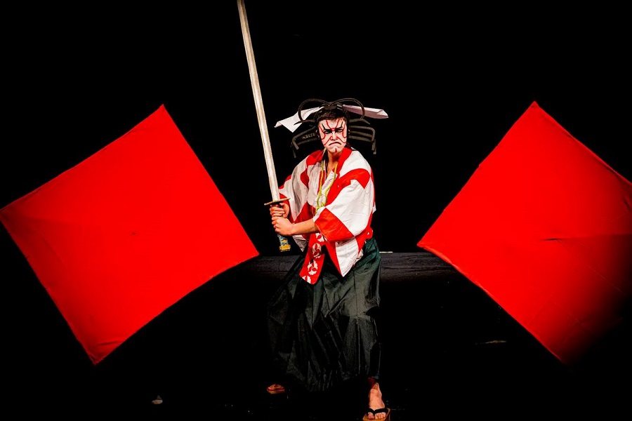 Superheroes get into the dramatic swing of Kabuki