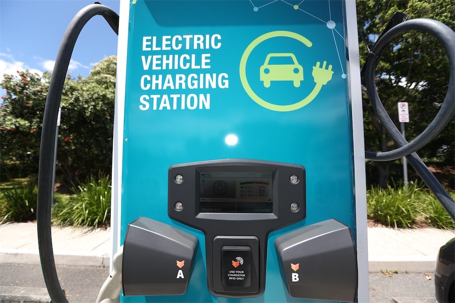 Australia urged to get moving on EV charger rollout