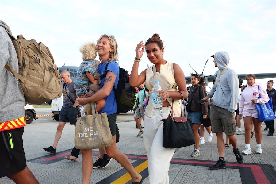 Joy, relief as Aussies return home after Vanuatu quake