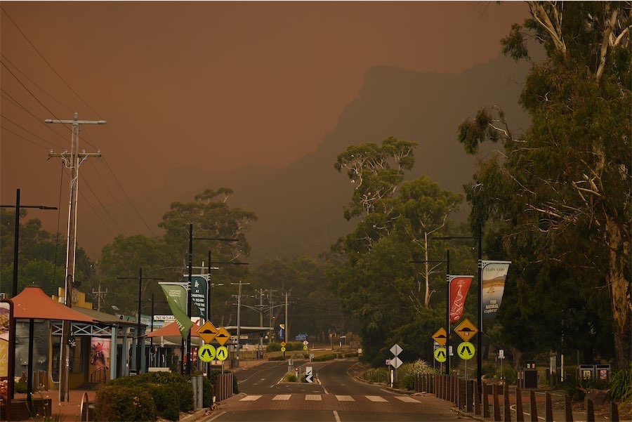 Locals allowed home to collect gifts as bushfire rages