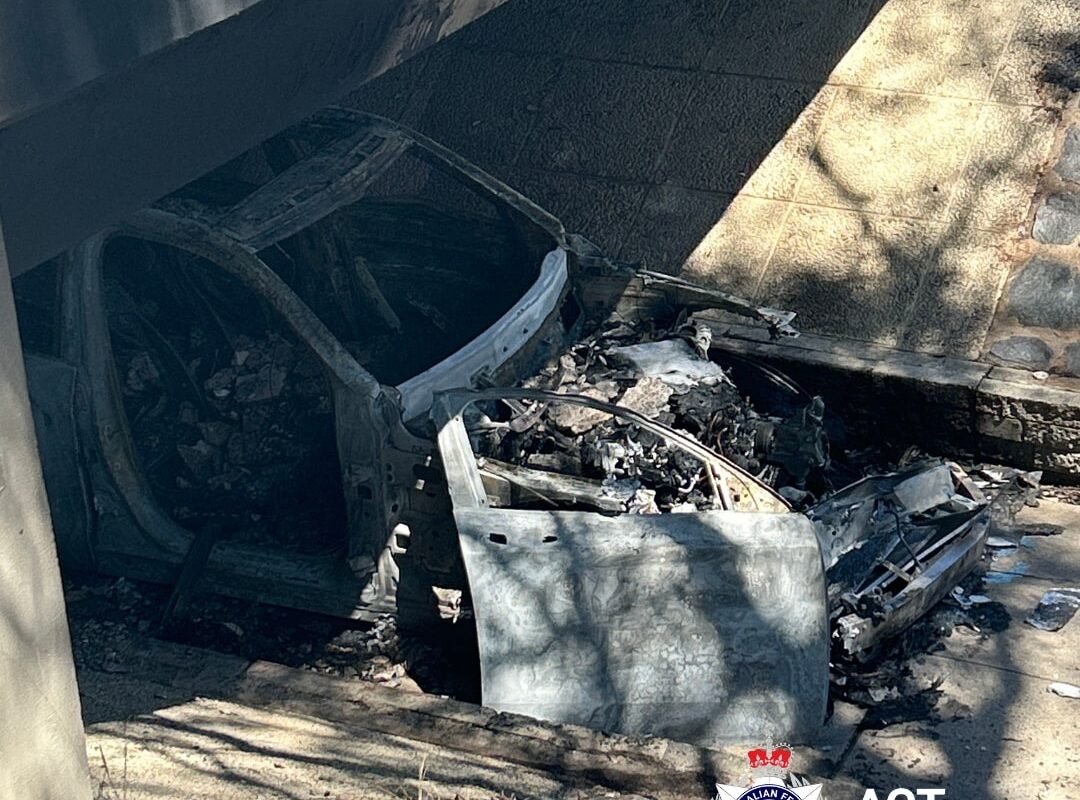 Ram-raid Mercedes burnt out in underpass