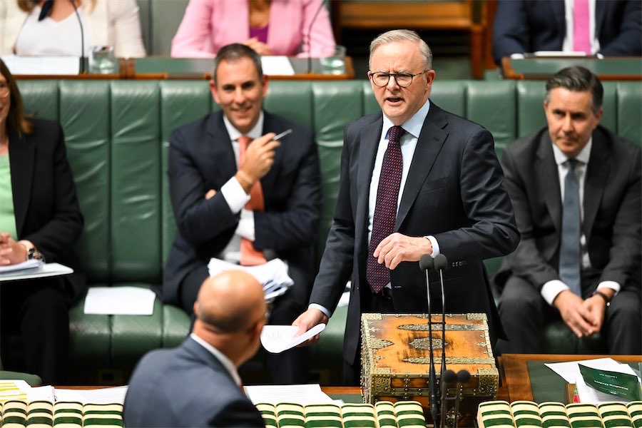 Political battlelines drawn as PM presses on with blitz