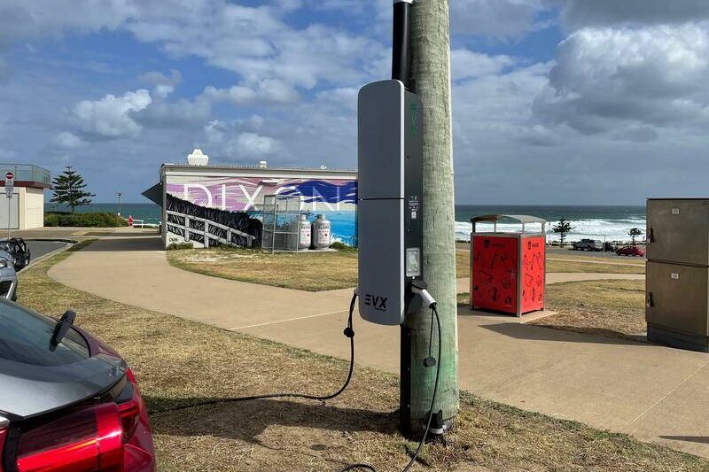 Call for kerbside electric vehicle chargers