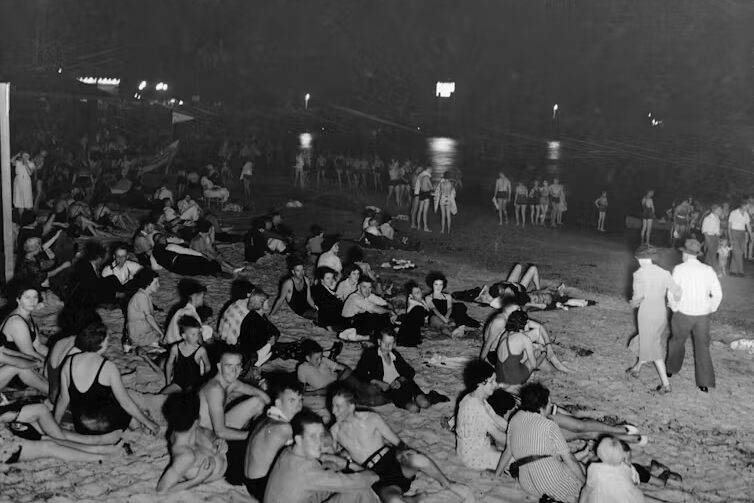 Heatwave: sleeping on beaches and staying social | Canberra CityNews