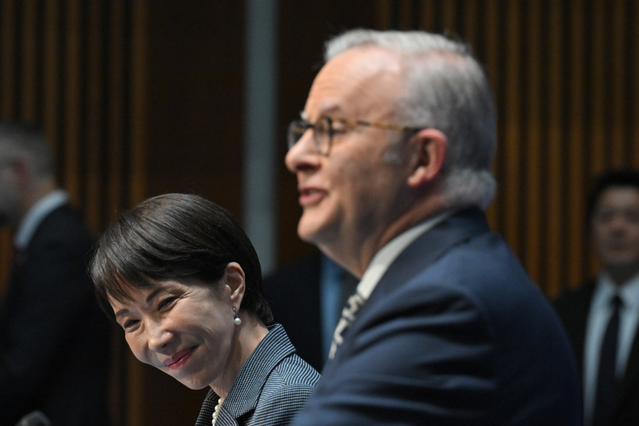 PM baulks at rivals’ apology demands for ‘melon’ gaffe