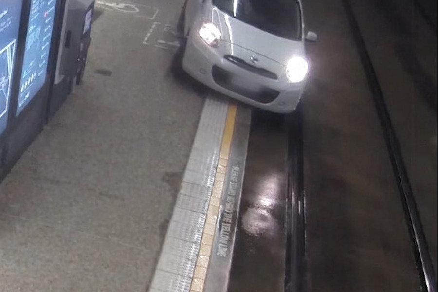Near misses highlight light rail risks
