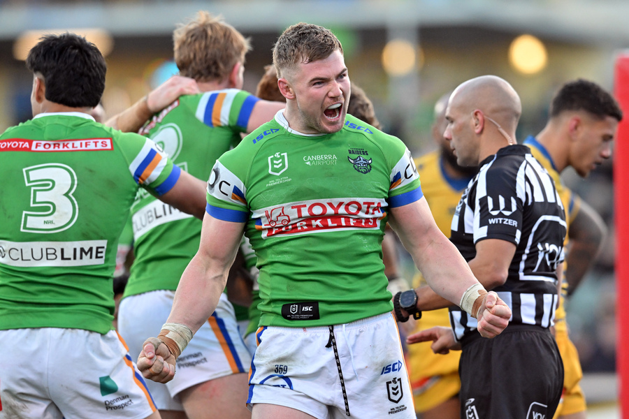 Raiders star admits lure in Chiefs signing blitz