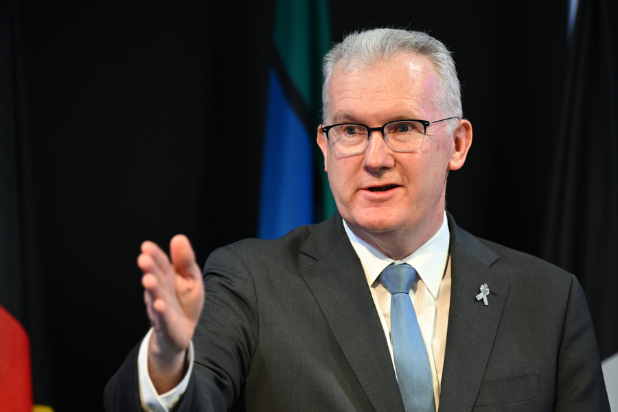 Labor set to announce sweeping migration changes