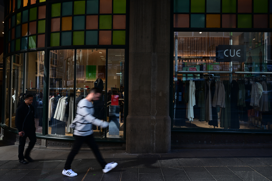 Struggling womenswear brand to close five stores