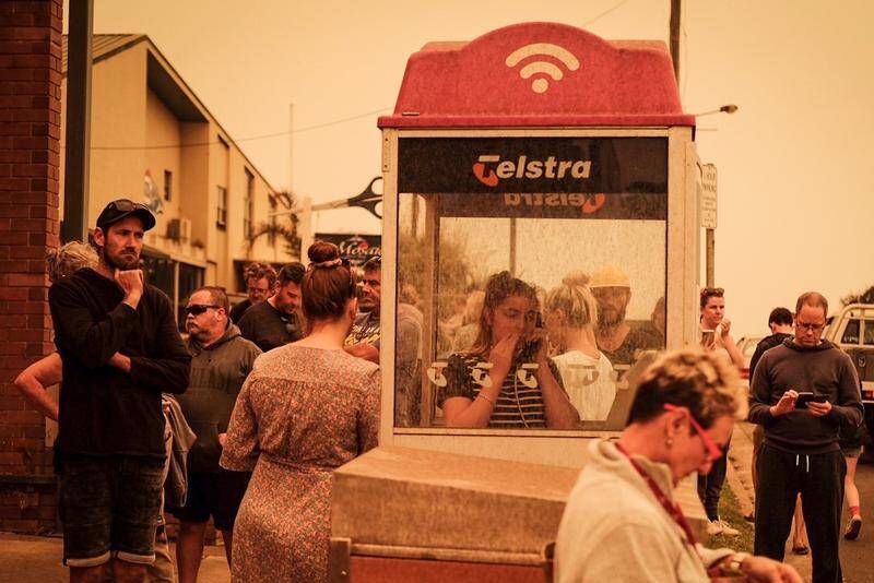 Highway pay phone rings in national treasure status