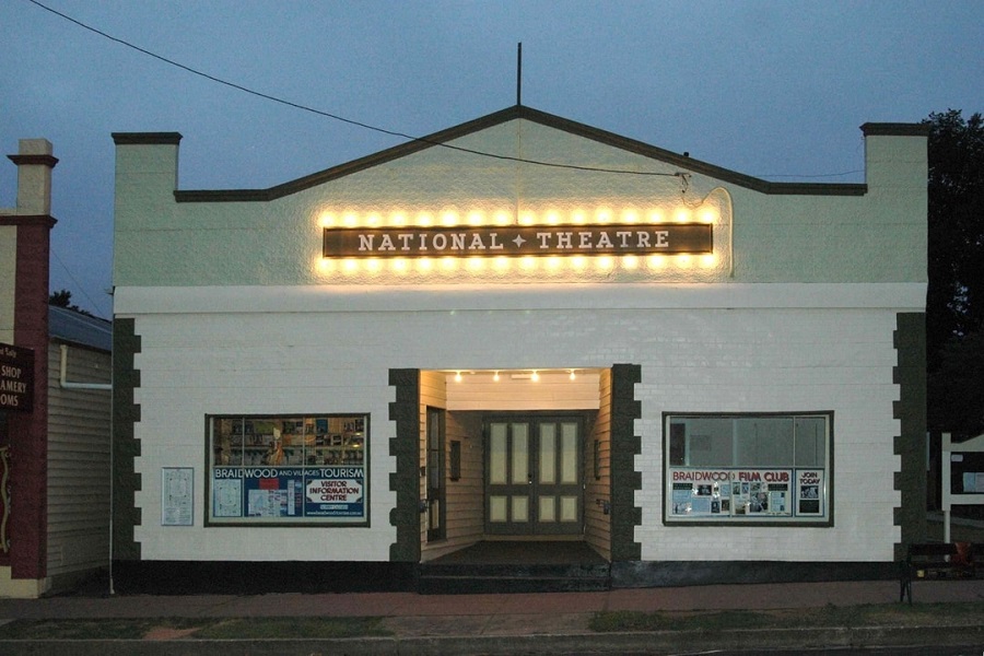 Fire at theatre affects coming stage show