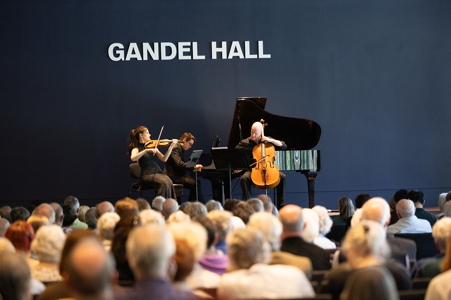 Rare Mayer work holds its own with Beethoven