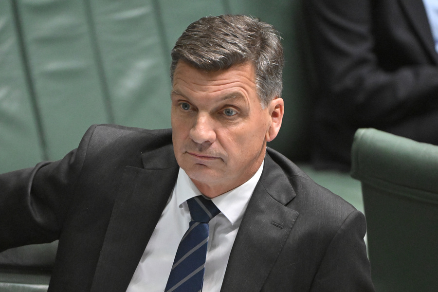 Opposition in search of a spine and policy smarts